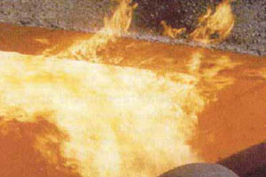 Refractory and heat-proof concrete 